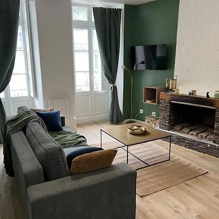 Appartamento Le Chaleureux Luchonnais Bagnères-de-Luchon Esterno foto