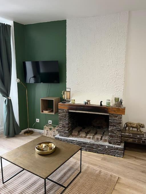 Appartamento Le Chaleureux Luchonnais Bagnères-de-Luchon Esterno foto